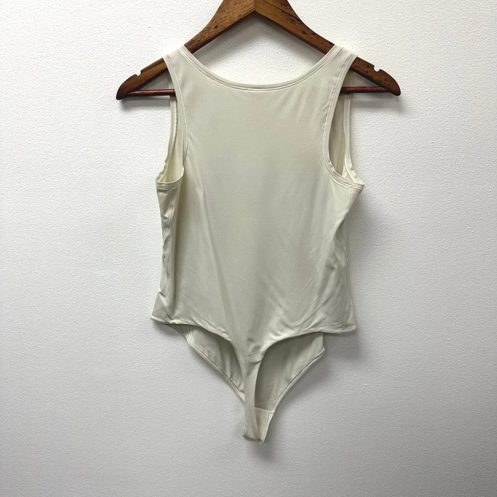 Lululemon Wundermost Ultra‎ Soft Nulu Square Neck Sleeveless Bodysuit Bone L